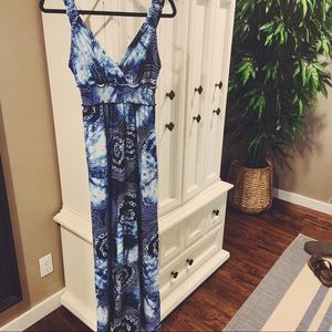 Eci Maxi Dress